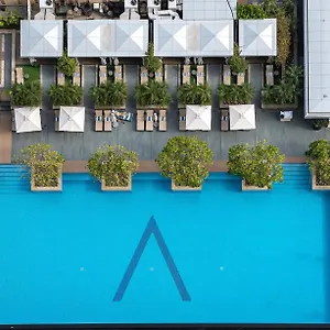Dream - Fashion Avenue Residences Formerly Address Mall Apartment